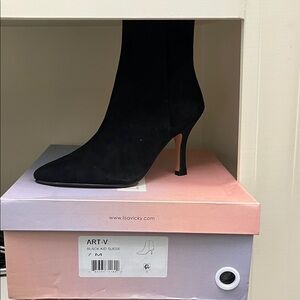 ART-V Black Suede Heeled Boots